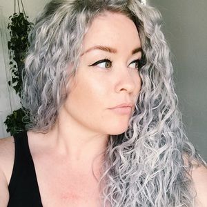 Meet your Posher, Lacey